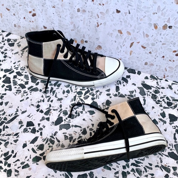 Color Changing Checkered Cream & White Converse - Picture 3 of 4